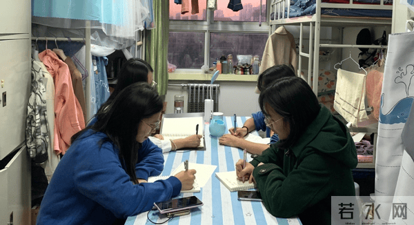 丰富宿舍生活，绽放抗疫青春——地环学院组织开展宿舍文化建设