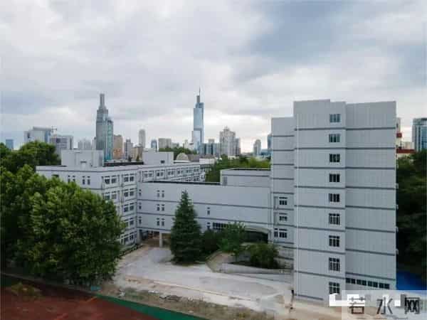 retouch_2023101823421213.jpg retouch_2023101823421213.jpg