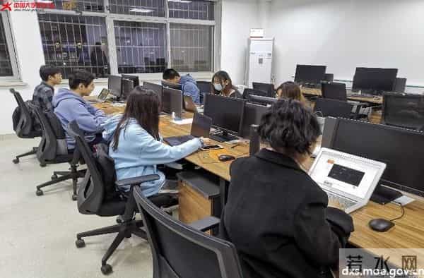 校园行+中南大学.jpg 校园行+中南大学.jpg