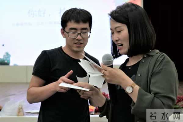 【毕业季】请回答2017 与四年前的自己“隔空对话”——大数据学院、信息工程学院2021届毕业生“你好 拾光”主题年级班会