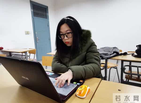 张梦茹_生活照2