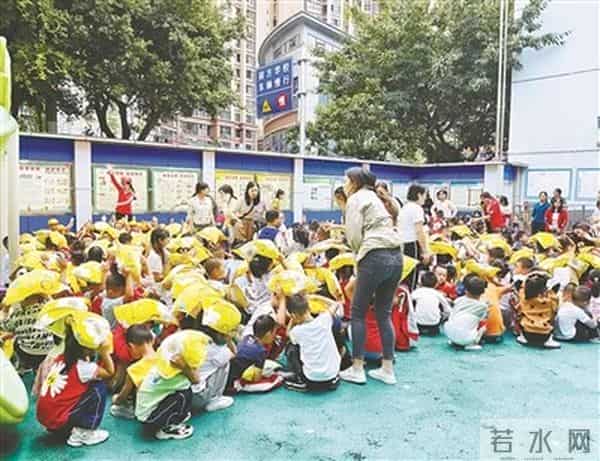 用生命守护生命：教师地震时奋不顾身转移学生 多方力量全力以赴抗灾救援