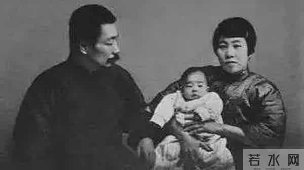 读《两地书》，走近生活中的鲁迅