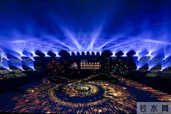 青春逢盛世 奋斗正当时——写在第一届全国学生（青年）运动会开幕之际