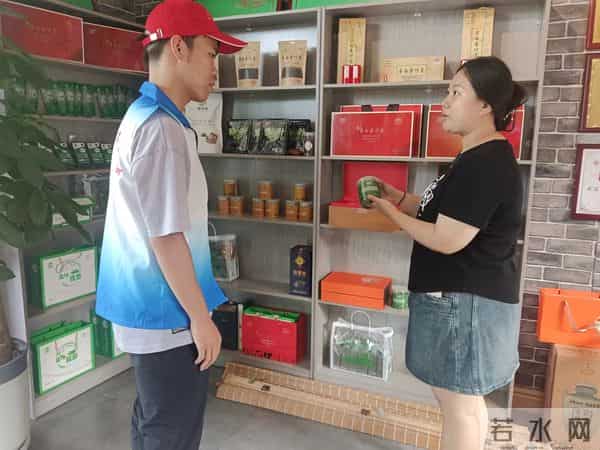 促进乡村振兴的青春使者