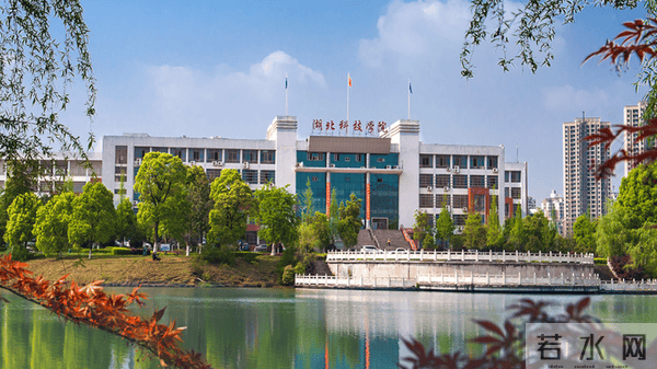 秋冬的心事 - 多彩校园生活，青春璀璨印记