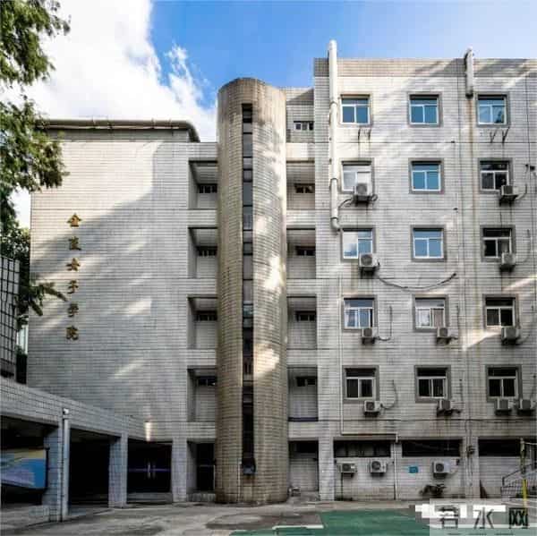 2ba41ff60e5d4726a59b1c7692d5d645.jpg 2ba41ff60e5d4726a59b1c7692d5d645.jpg