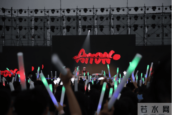 中文Trap第一人L4WUDU空降高校!这个学校的迎新晚会很精彩807.png 中文Trap第一人L4WUDU空降高校!这个学校的迎新晚会很精彩807.png