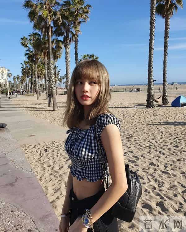 lisa是泰国和哪的混血