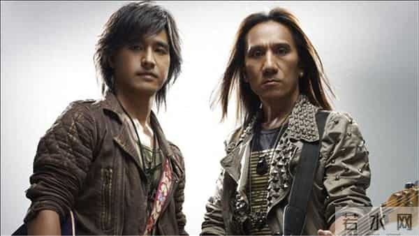 热情的沙漠歌词