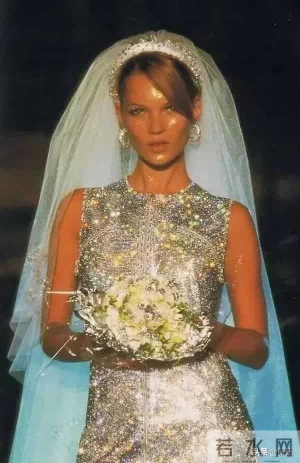 何韵诗陈奕迅热吻