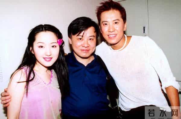 杨钰莹为什么退出歌坛