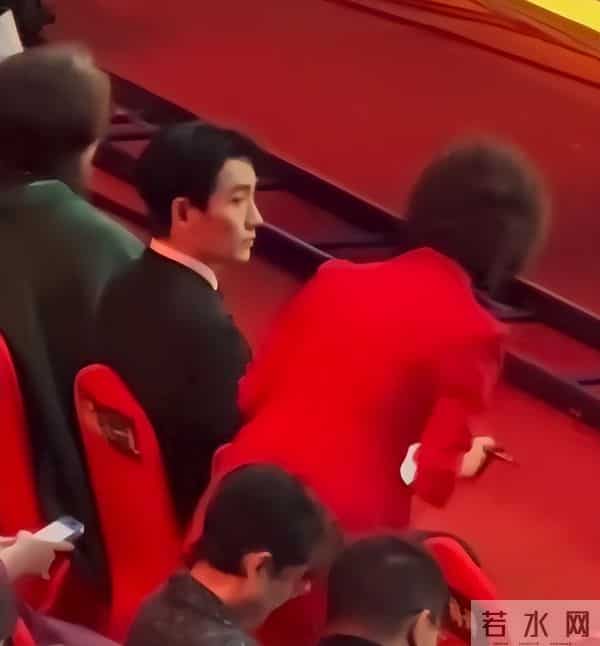 朱一龙和朱时茂的关系