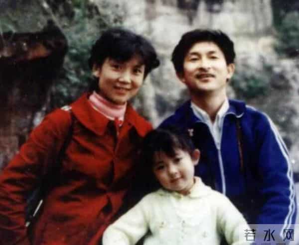 谢娜掐多多脖子