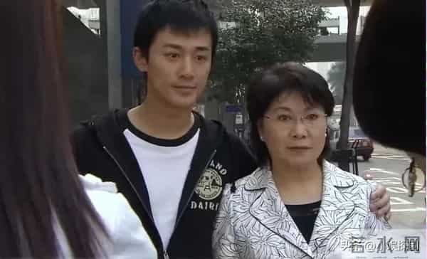 黎诺懿个人资料