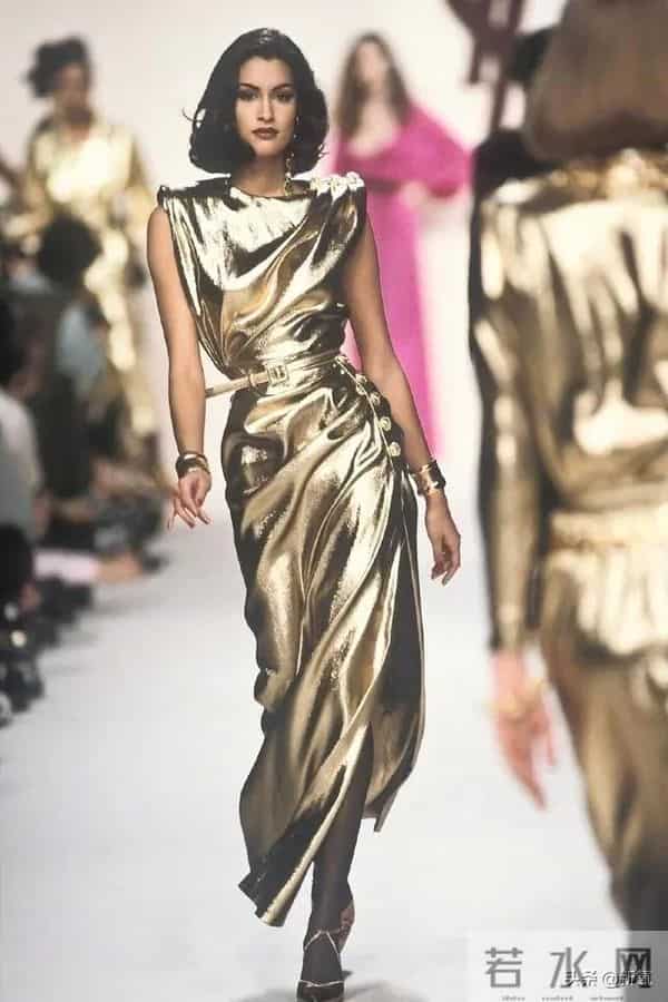 何韵诗陈奕迅热吻