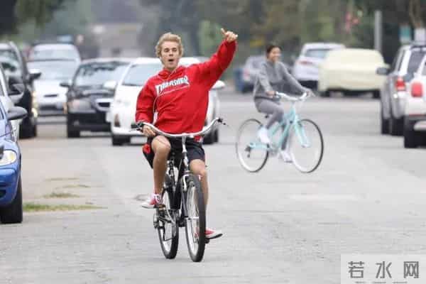 贾斯汀比伯分手