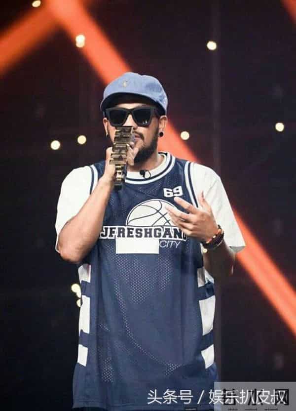 张震岳女友自杀