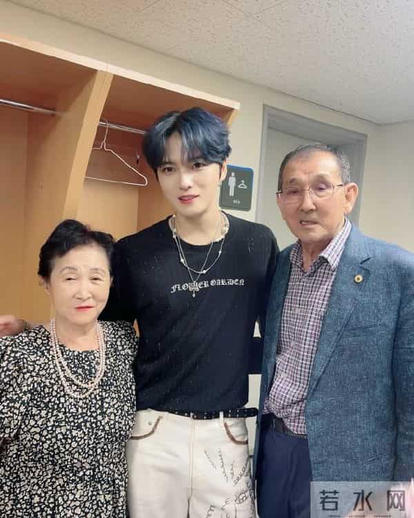 东方神起解散了吗