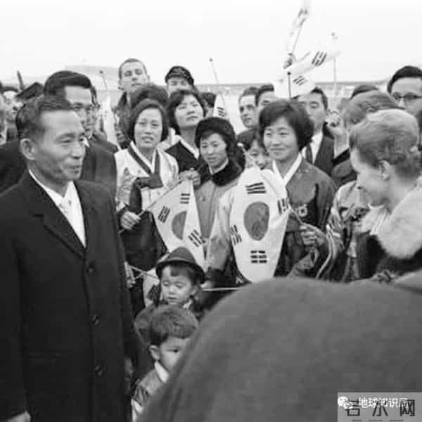 少女时代允儿骂韩庚