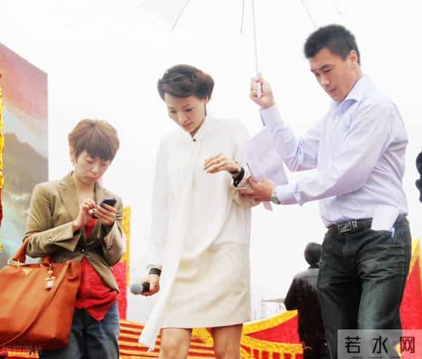 董卿是谁的小三