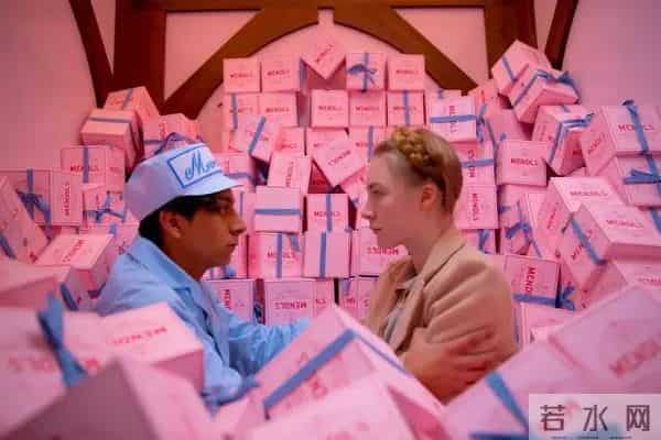 比伯给海莉写情诗