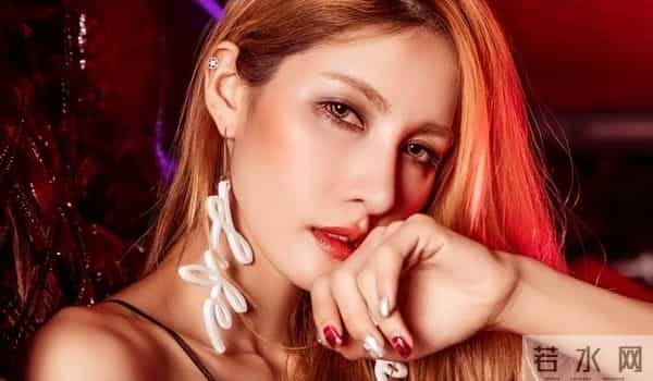 三亚海天盛筵孙静雅