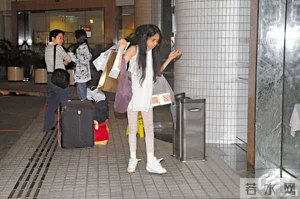 何超英为什么会疯掉