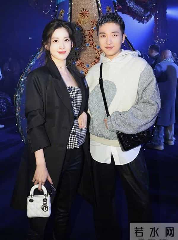 章泽天现身戛纳晚宴