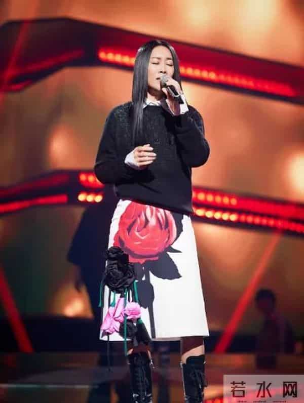 那英买菜路上唱春暖花开