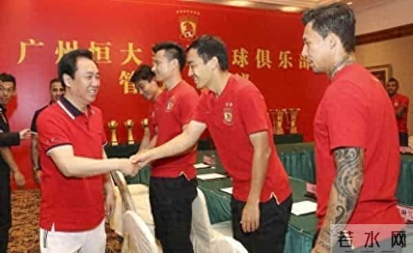 范冰冰为许家印怀孕生子