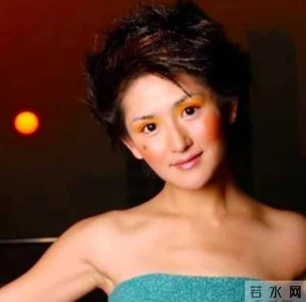 谢娜掐多多脖子