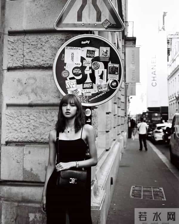 lisa是泰国和哪的混血