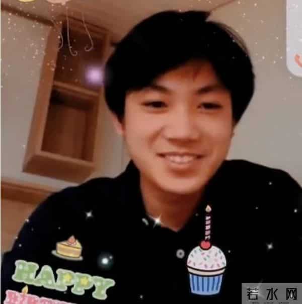 张艺谋七个孩子