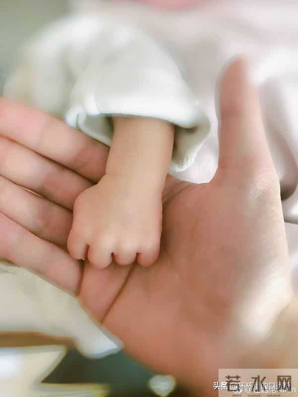 魏哲鸣承认已婚