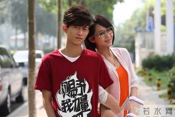 李晨霍思燕什么关系