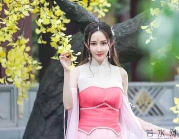 文梦洋整容前后