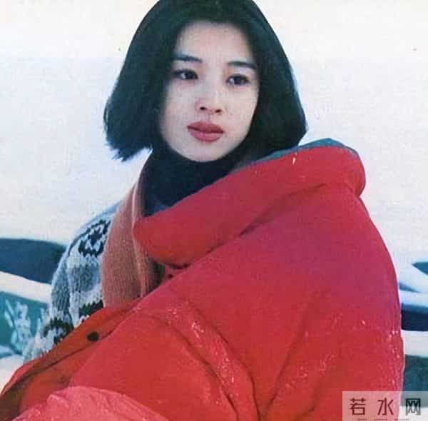 英宁现任妻子王琼图片