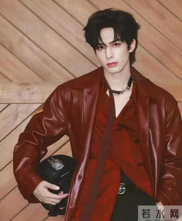 彭冠英私下性格