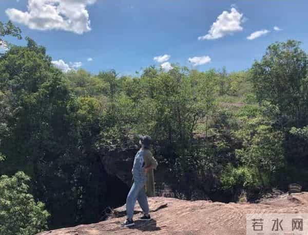 王暖暖泰国坠崖孕妇