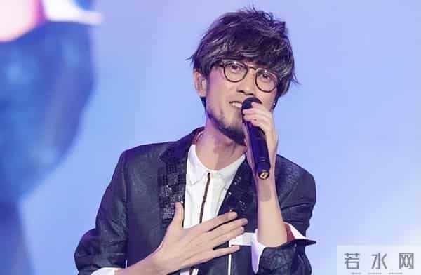 我是一个过气的歌手