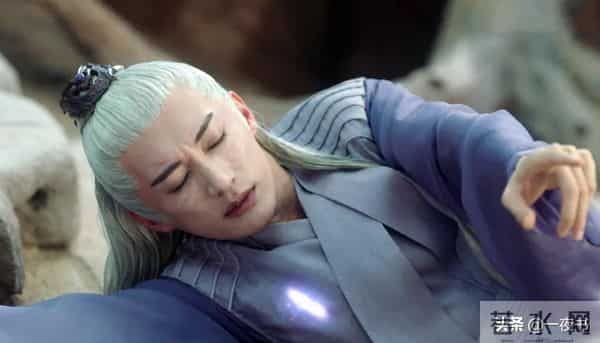 千古玦尘芜浣是什么身份