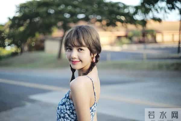 lisa是泰国和哪的混血