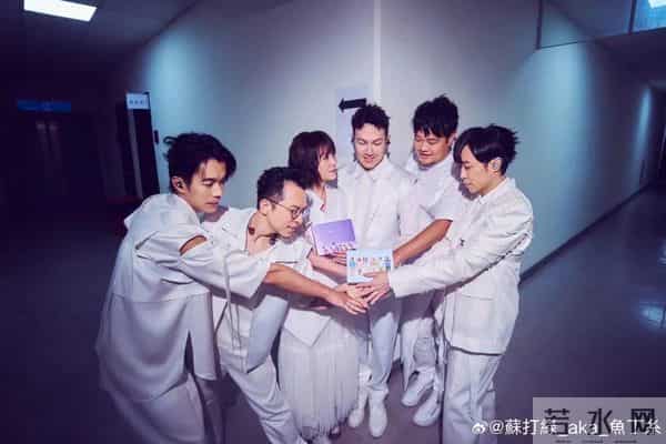 苏打绿我只在乎你