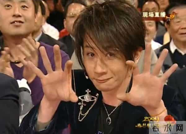 刘谦为什么被央视封