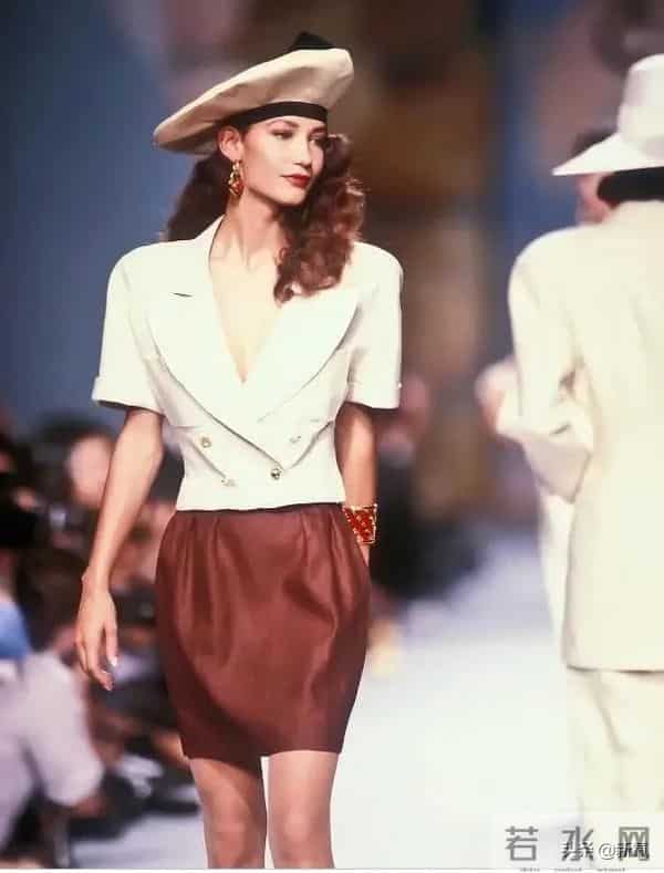 何韵诗陈奕迅热吻