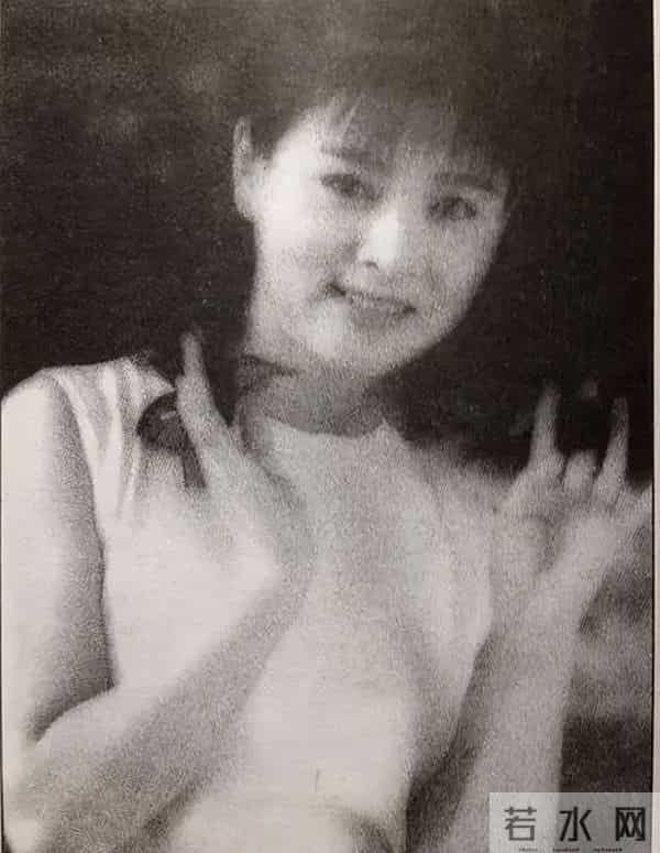 英宁现任妻子王琼图片