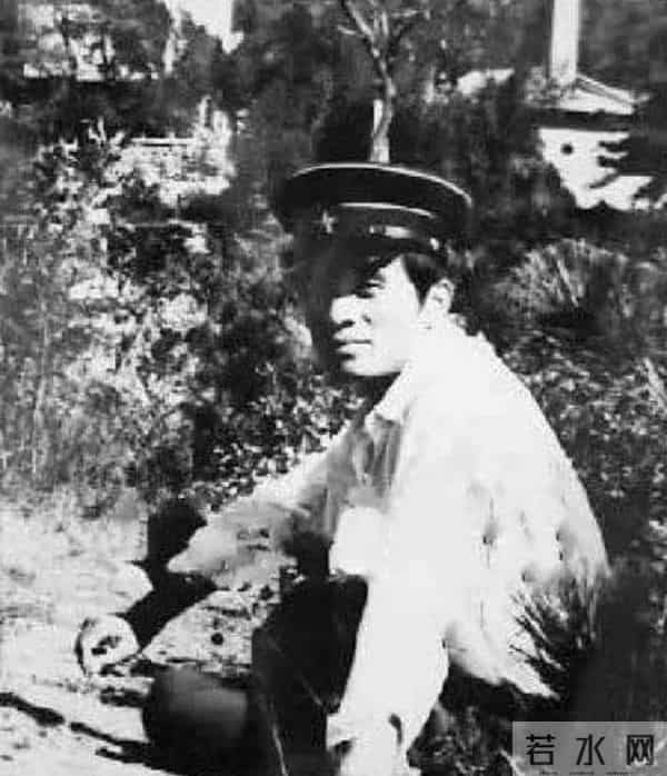 毕福剑是朱军害的