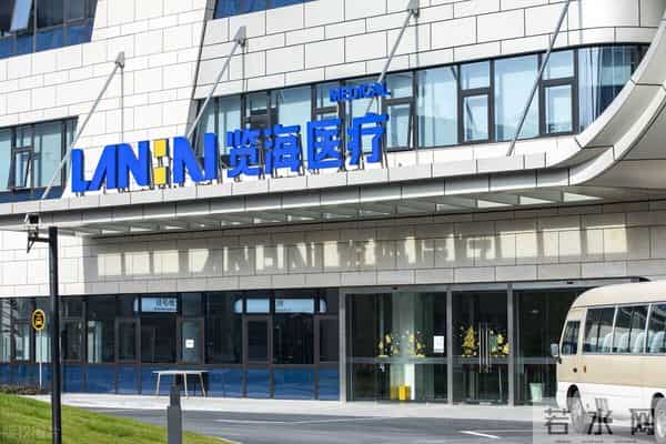 董卿是谁的小三