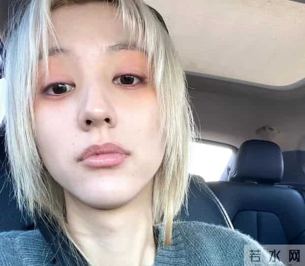 华晨宇富二代女朋友